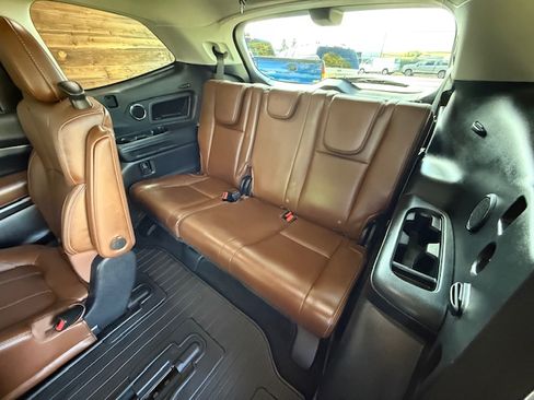 Used 2020 Subaru Ascent Touring image 19