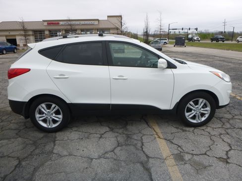 Used 2012 Hyundai Tucson GLS image 17