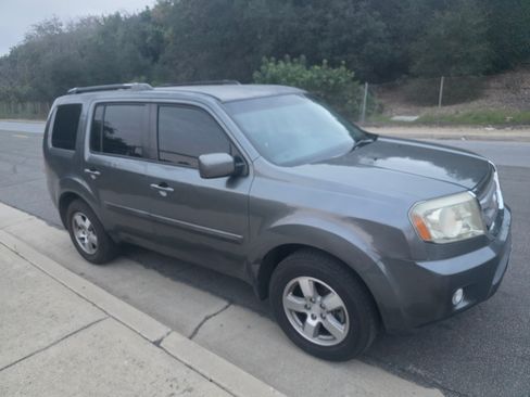 Used 2011 Honda Pilot EX image 4