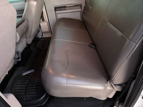 Used 2009 Ford F250 XL image 86