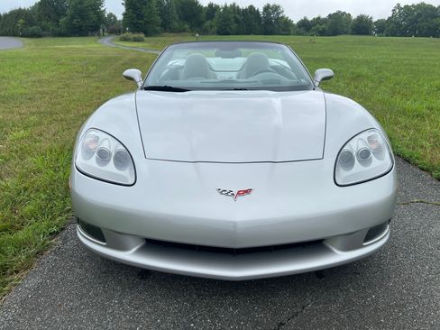 Used 2008 Chevrolet Corvette Convertible RWD image 6
