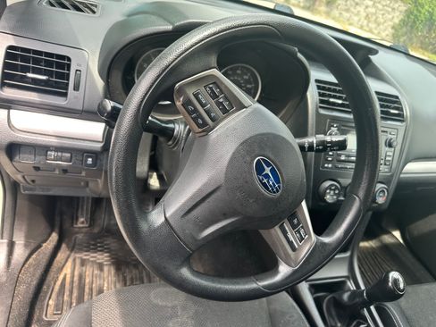 Used 2014 Subaru XV Crosstrek 2.0i Premium image 17