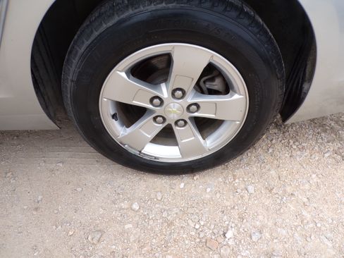 Used 2014 Chevrolet Malibu LT image 9