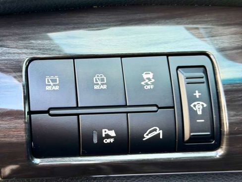 Used 2011 Kia Sorento EX image 16