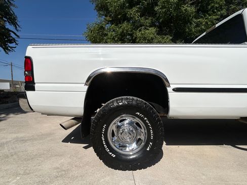 Used 1999 Dodge Ram 2500 Truck 4x4 Quad Cab image 16