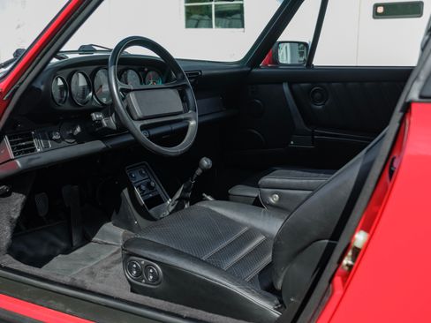 Used 1988 Porsche 911 Carrera image 20