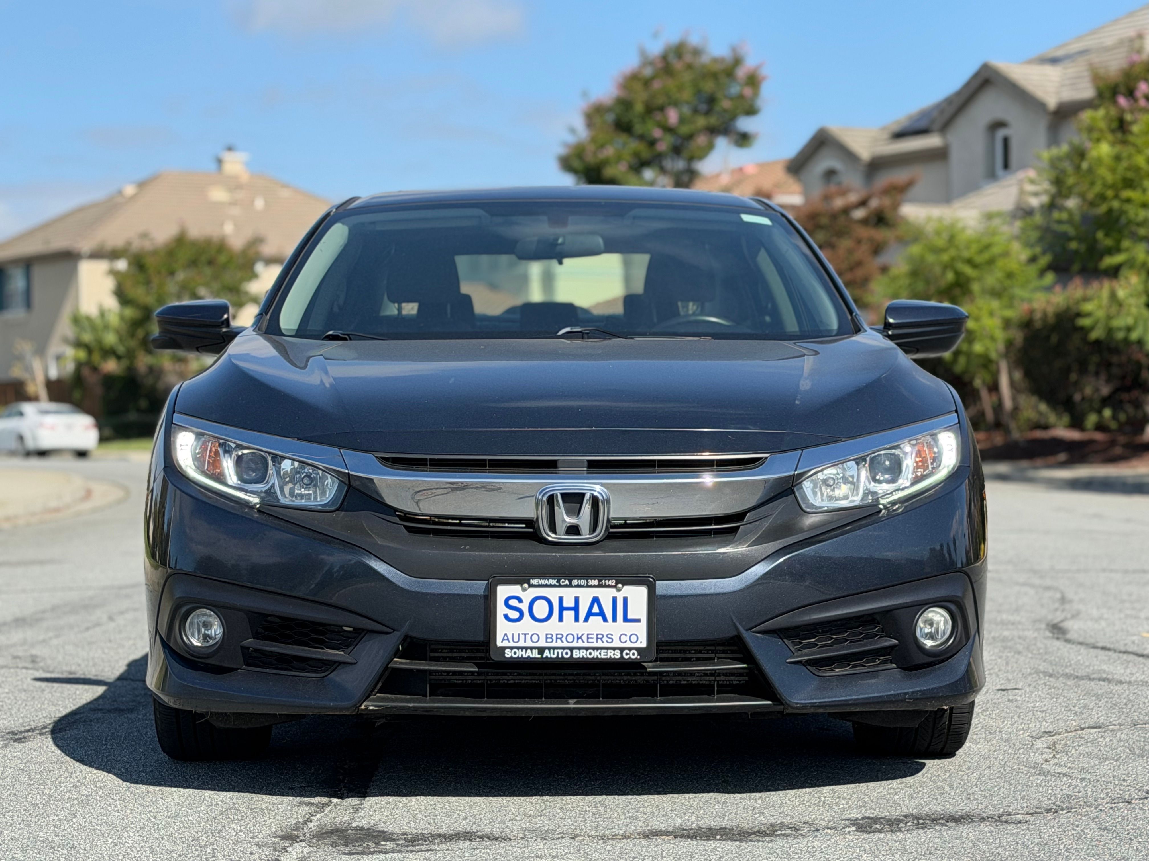 Used 2018 Honda Civic EX-T Sedan image 4