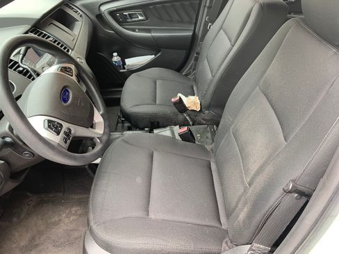 Used 2016 Ford Taurus Police Interceptor FWD image 6