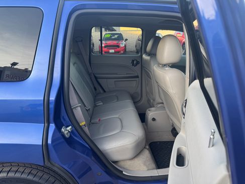 Used 2006 Chevrolet HHR LT image 19