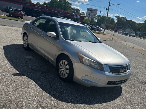 Used 2009 Honda Accord LX Sedan image 6