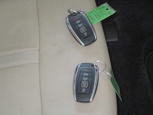 Used 2017 Lincoln MKZ Reserve image 14