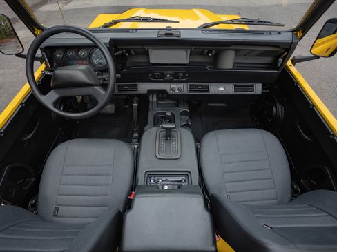 Used 1997 Land Rover Defender 90 image 20