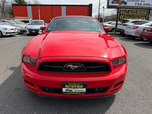 Used 2014 Ford Mustang Premium image 26