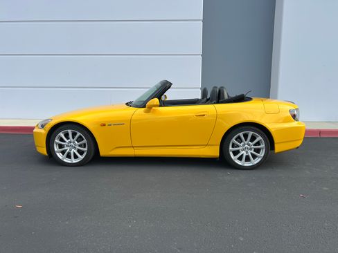 Used 2006 Honda S2000 image 15