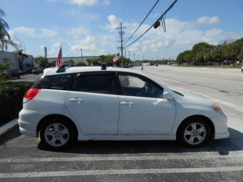Used 2004 Toyota Matrix XR FWD image 6