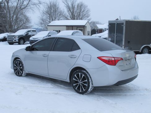 Used 2019 Toyota Corolla LE image 7