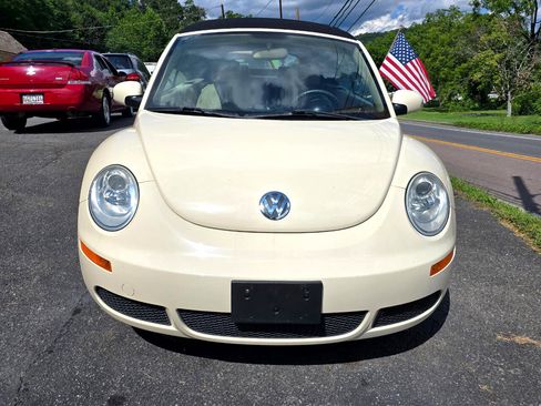 Used 2008 Volkswagen Beetle SE image 9