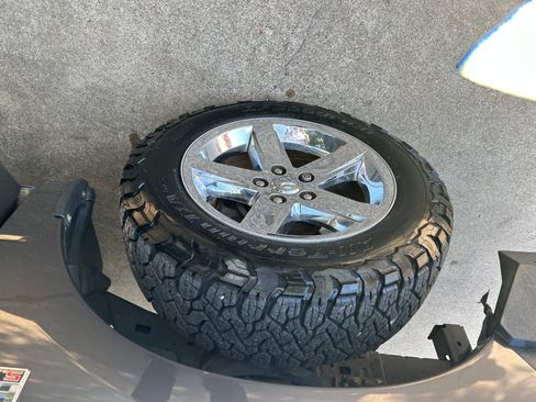 Used 2014 RAM 1500 ST AWD/4WD image 4
