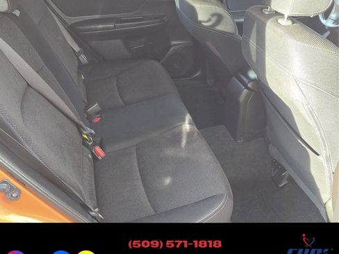 Used 2013 Subaru XV Crosstrek 2.0i Premium image 20