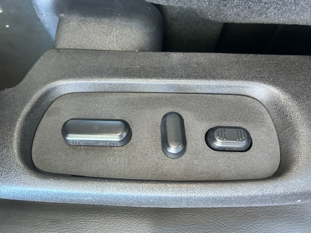 Used 2015 Ford Explorer 4WD Sport image 31