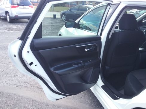 Used 2017 Nissan Altima 2.5 SR image 29