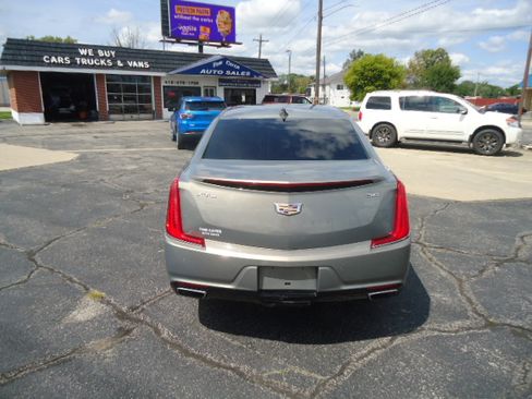 Used 2018 Cadillac XTS Luxury FWD image 9