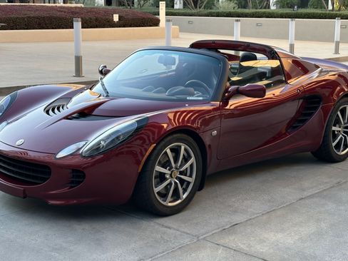 Used 2005 Lotus Elise image 1