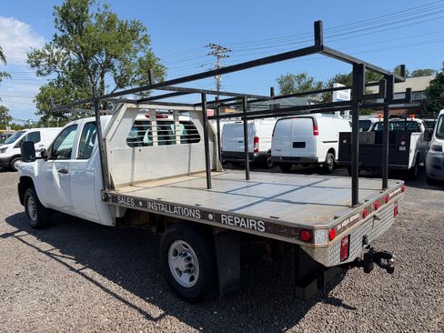 Used 2008 Chevrolet Silverado 2500 2WD Extended Cab image 3
