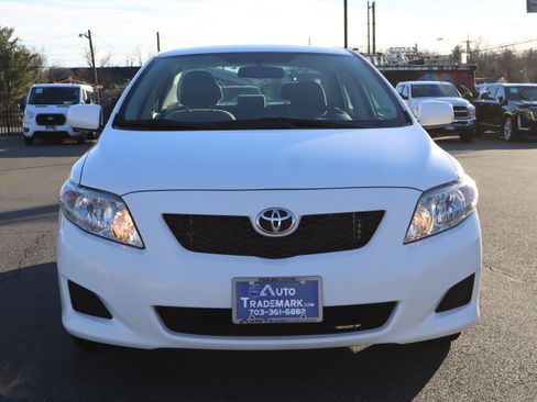 Used 2010 Toyota Corolla LE image 4