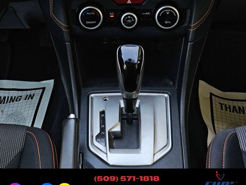 Used 2020 Subaru Crosstrek 2.0i Premium image 11