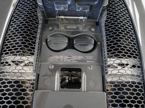 Used 2020 McLaren 570S image 55