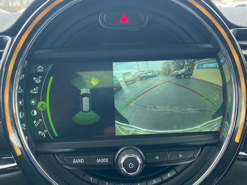 Used 2018 MINI Cooper Clubman Clubvan image 11