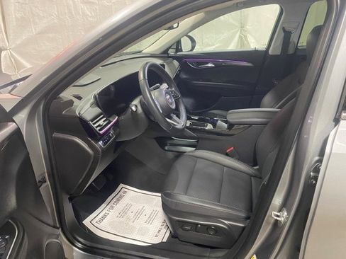 Used 2024 Buick Envision Preferred AWD/4WD image 2