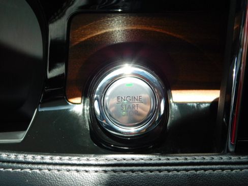 Used 2022 Lincoln Corsair FWD Reserve image 16