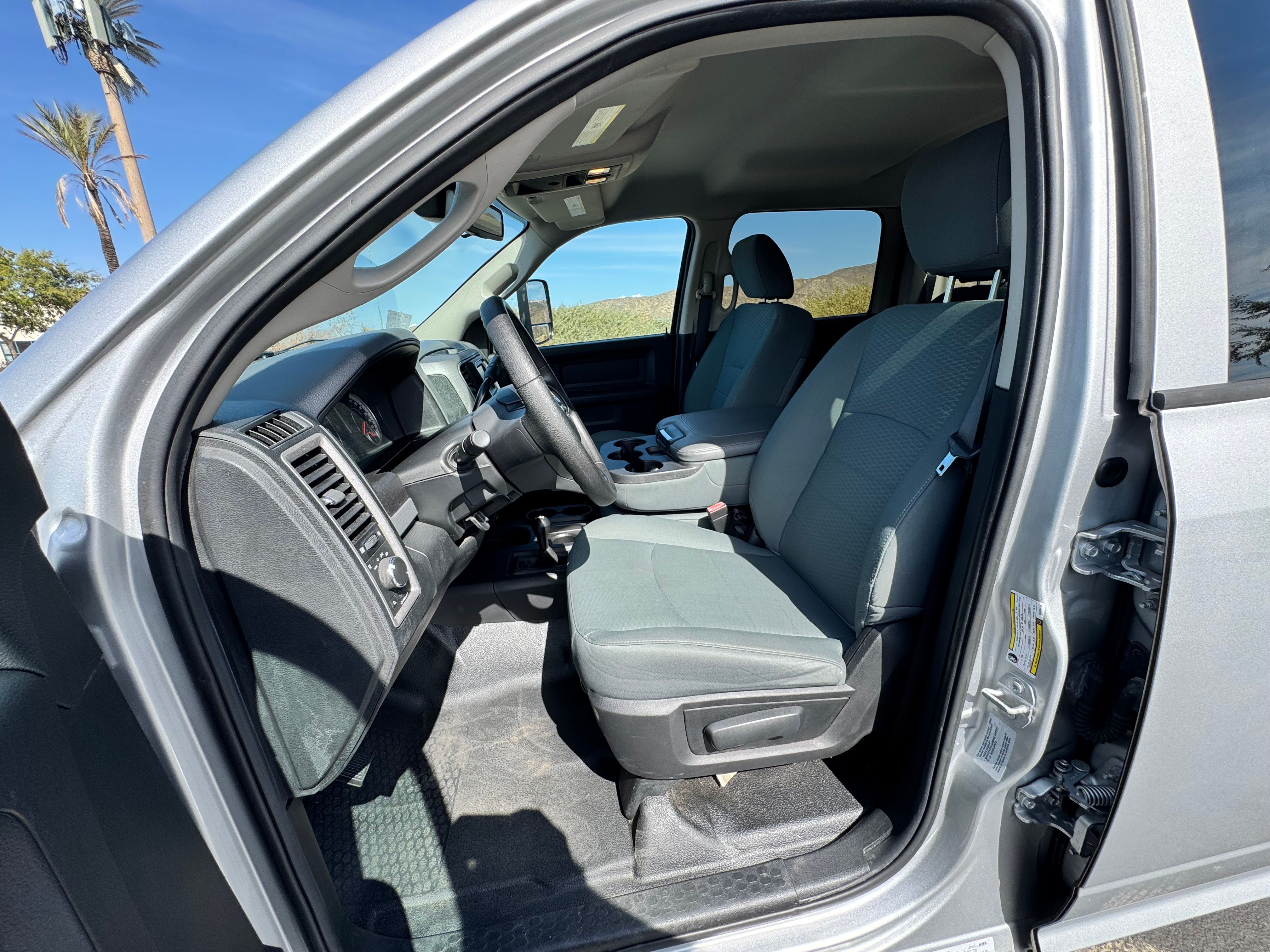 Used 2016 RAM 3500 ST AWD/4WD image 22