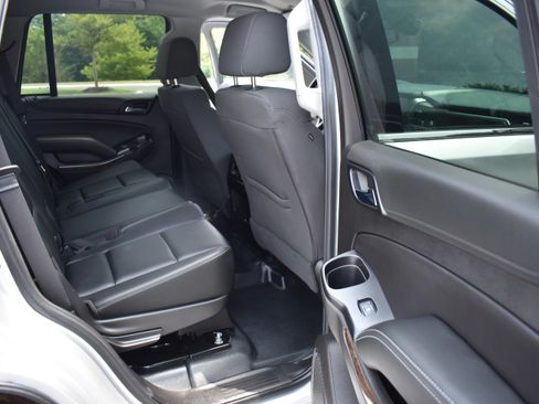 Used 2019 Chevrolet Tahoe 4WD image 33