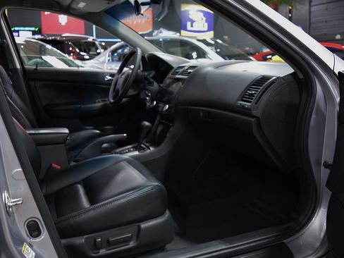 Used 2004 Honda Accord EX-L V6 Sedan image 21