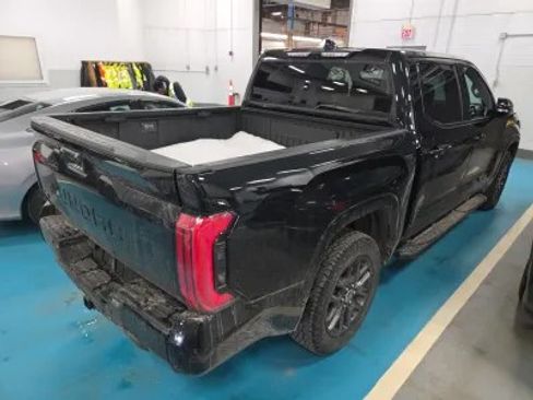 Used 2023 Toyota Tundra Platinum image 4