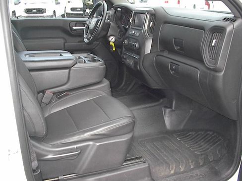 Used 2021 Chevrolet Silverado 3500 W/T image 9
