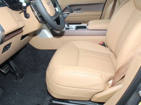 New 2025 Land Rover Range Rover SE image 20