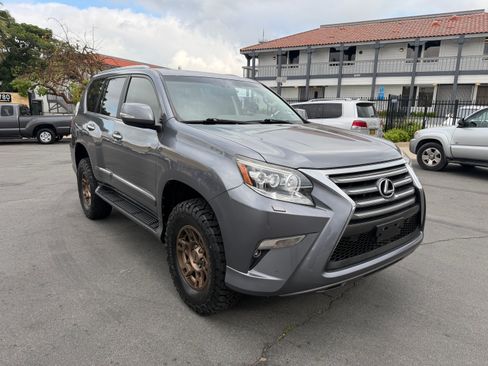 Used 2016 Lexus GX 460 image 12