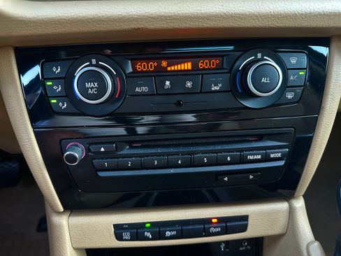 Used 2015 BMW X1 sDrive28i w/ PREMIUM PACKAGE RWD image 41