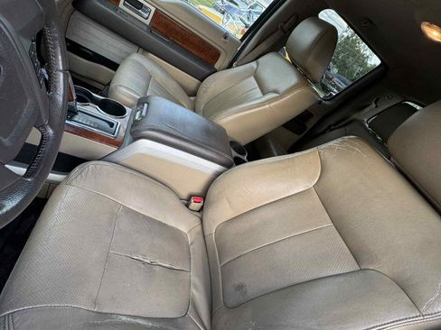 Used 2010 Ford F150 Lariat image 7