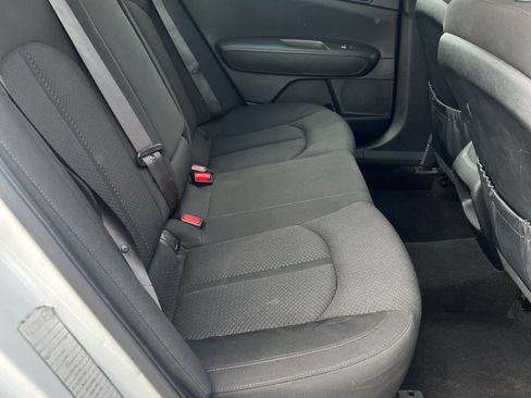 Used 2018 Kia Optima LX FWD image 15