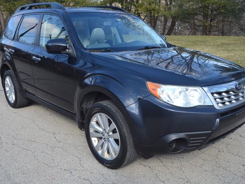 Used 2013 Subaru Forester 2.5X Premium image 7