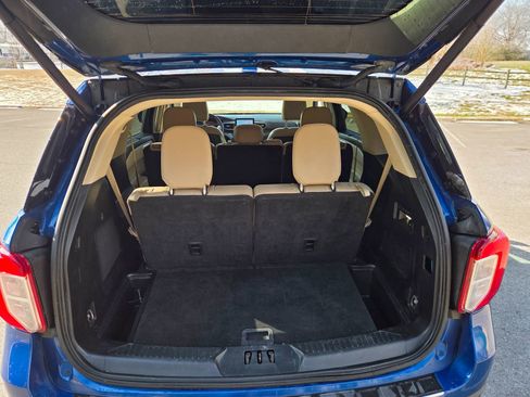 Used 2020 Ford Explorer Limited image 13