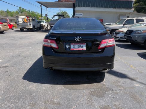 Used 2010 Toyota Camry FWD image 7