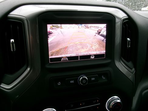 Used 2024 GMC Sierra 1500 Pro image 9