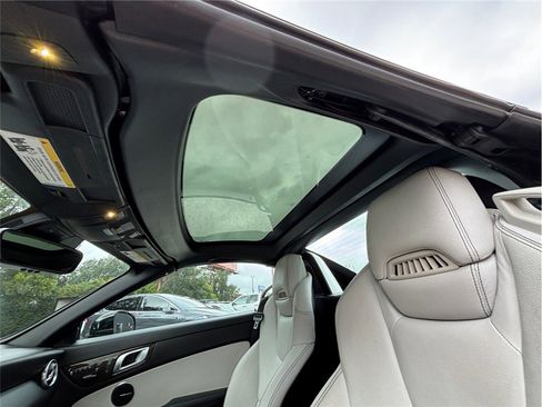Used 2016 Mercedes-Benz SLK 350 image 37