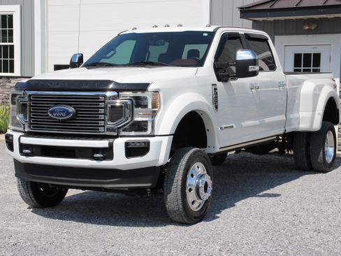 Used 2021 Ford F450 4x4 Crew Cab Super Duty image 4